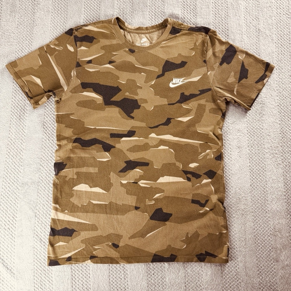 Nike - Youth Small - Camo T-Shirt - 100% Cotton